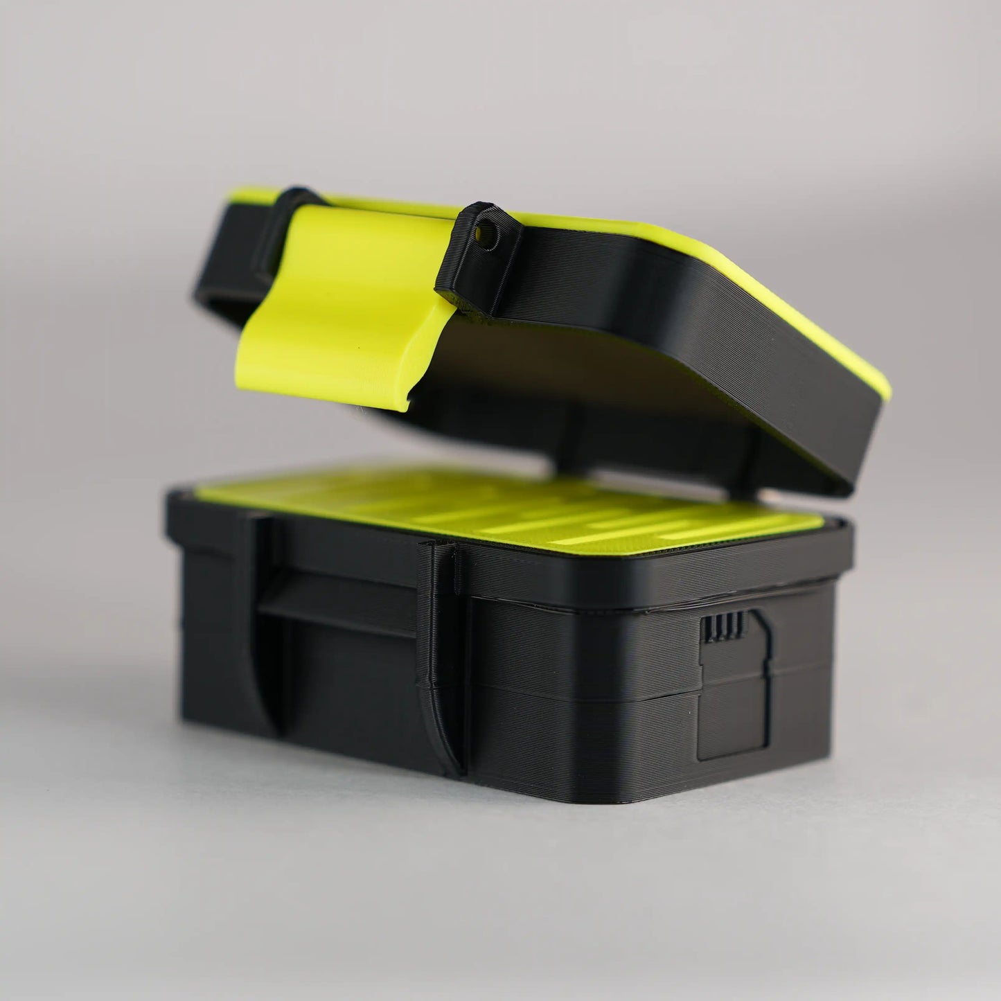9 Dimension - 12 SD Card Rugged Case