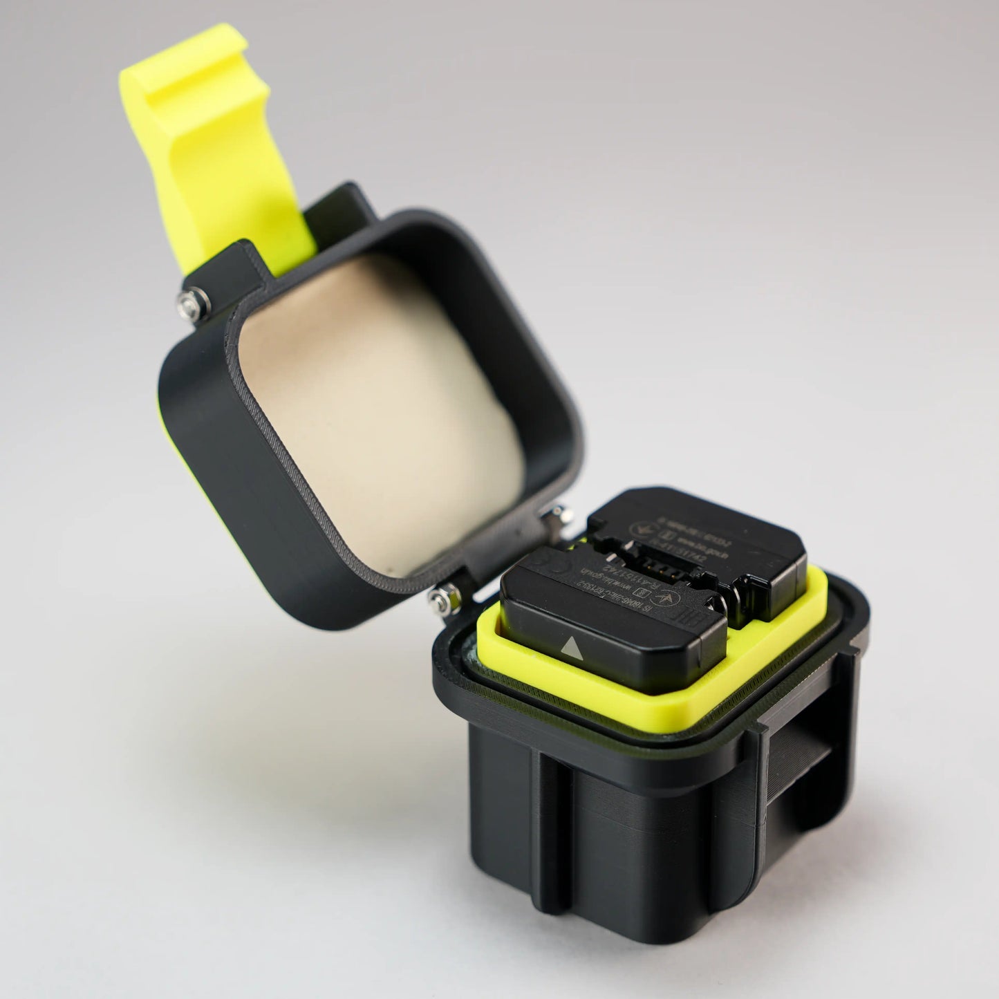 9Dimension - 2 Battery Slot Rugged Case