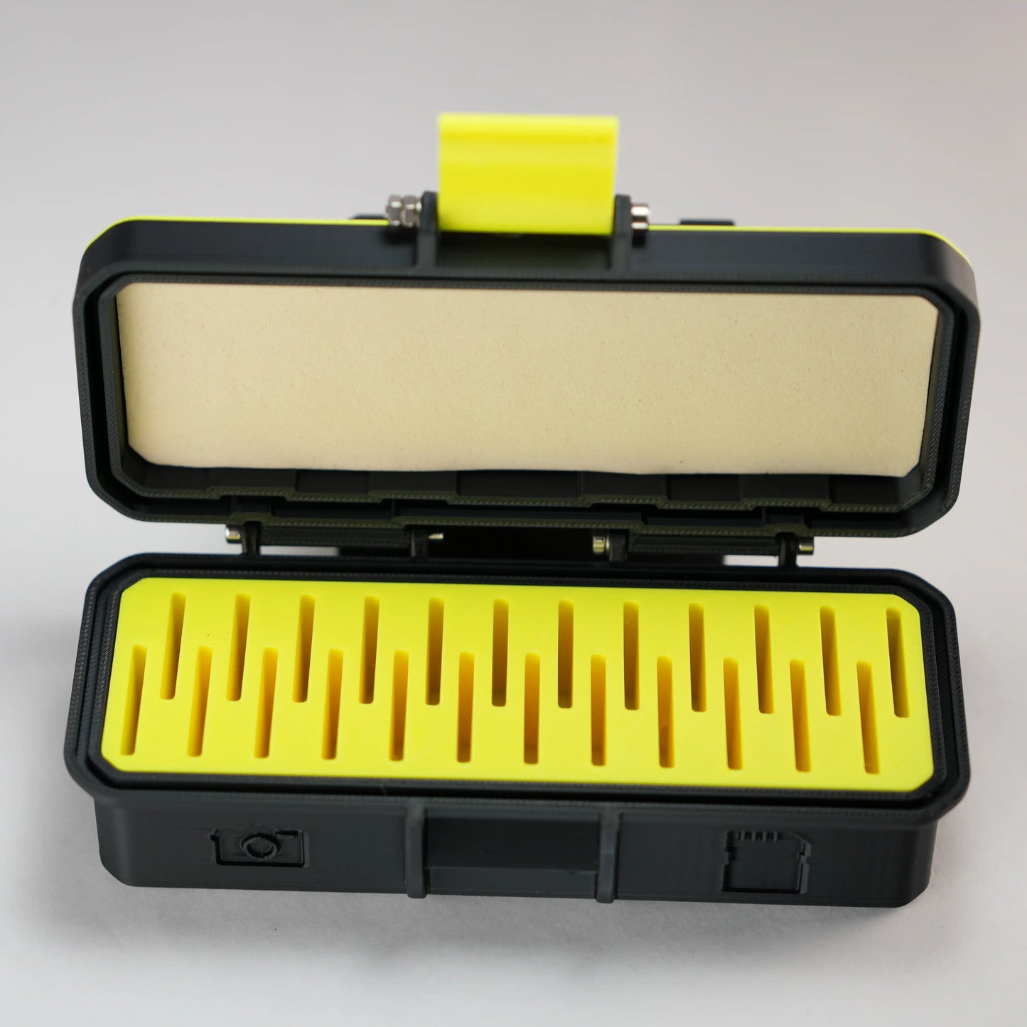 9 Dimension - 24 SD Card Rugged Case