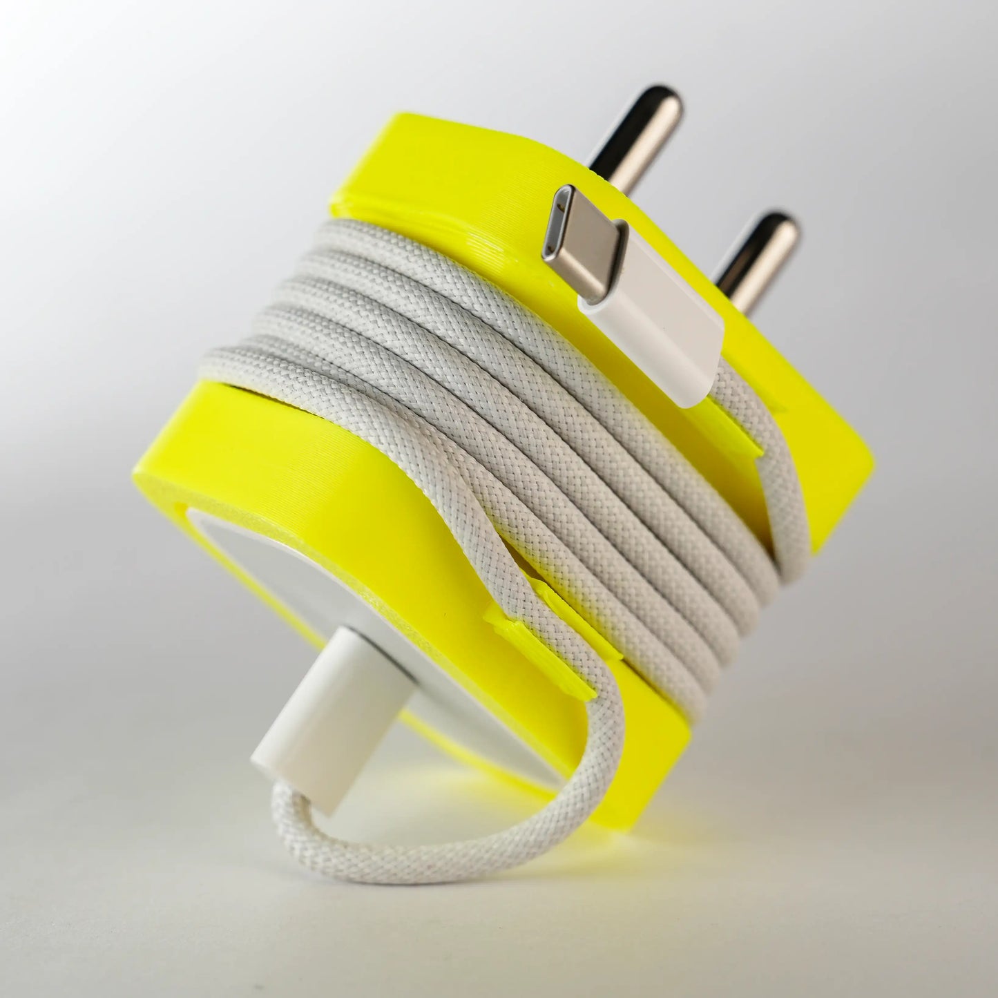 9Dimension - Apple 20W Charger Case with Cable Organizer